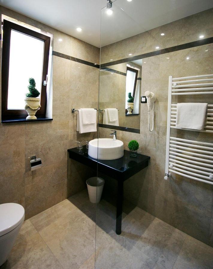 Boutique Hotel Divina Harkány Esterno foto