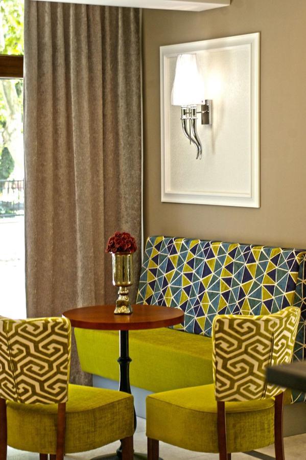 Boutique Hotel Divina Harkány Esterno foto